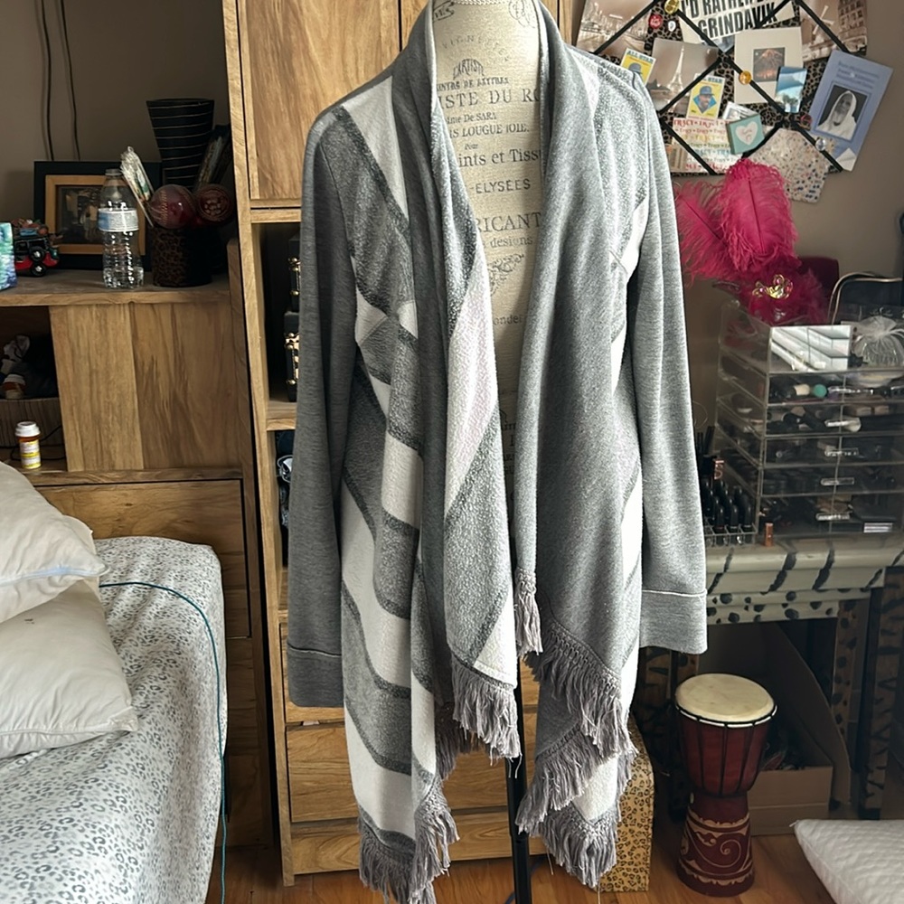 Anthropologie Saturday Sunday Gray Fringe Cardigan - Large